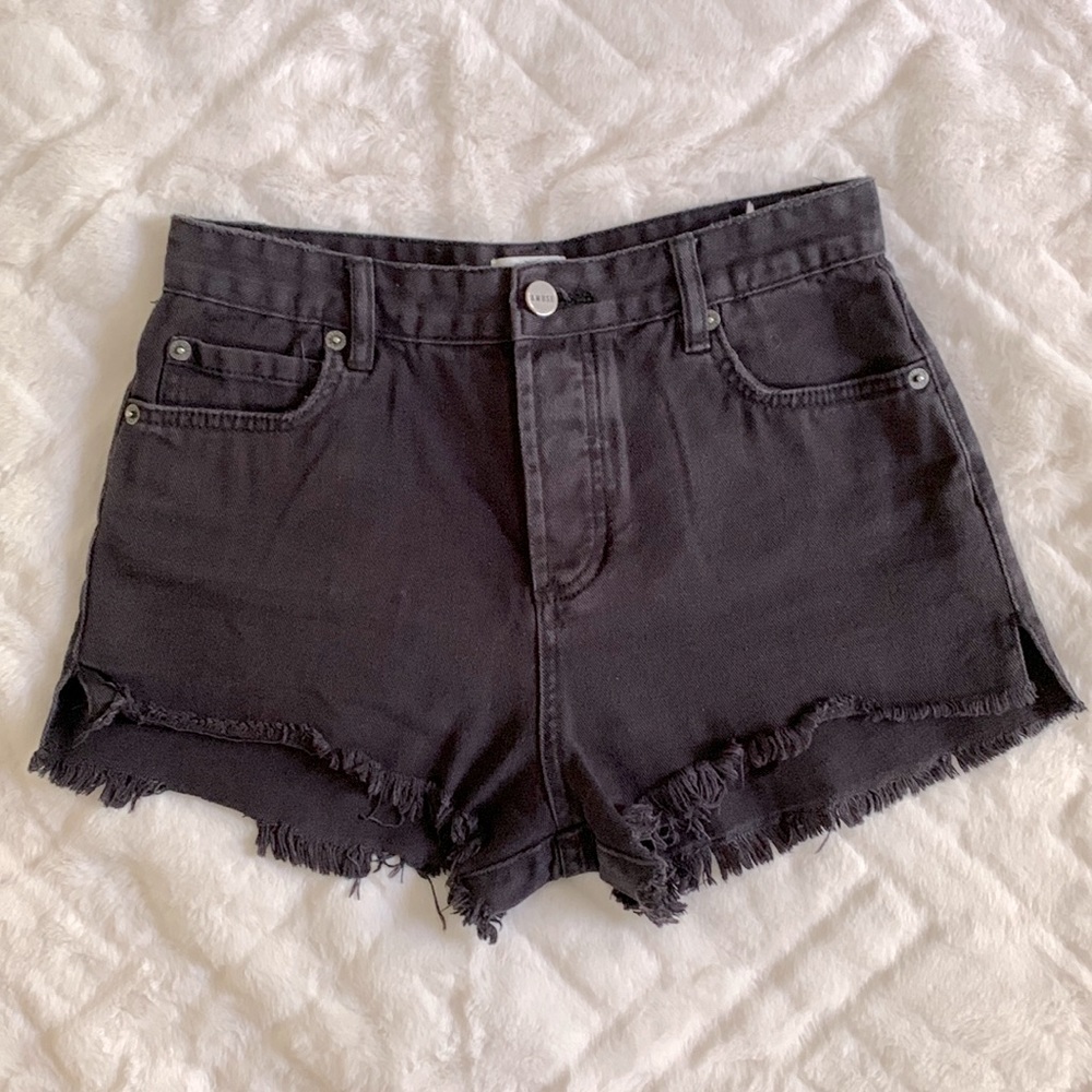 Amuse Society Shoreline Short in Vintage Black